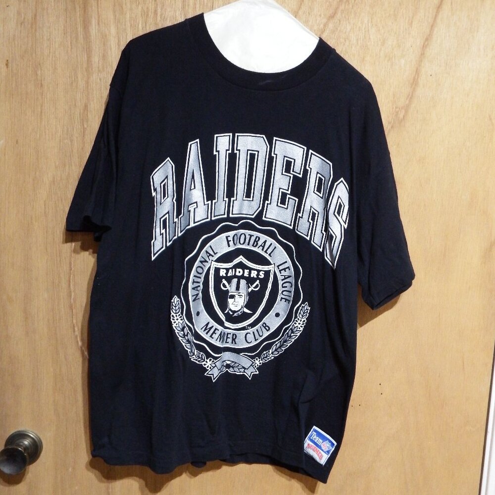 Vintage Raiders T-shirt, Size Large by Nutmeg